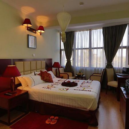 Rahnile Hotel Bahyr Dar Zewnętrze zdjęcie