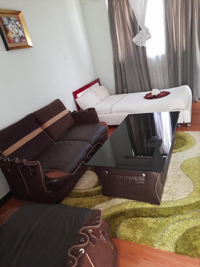 Rahnile Hotel Bahyr Dar Zewnętrze zdjęcie