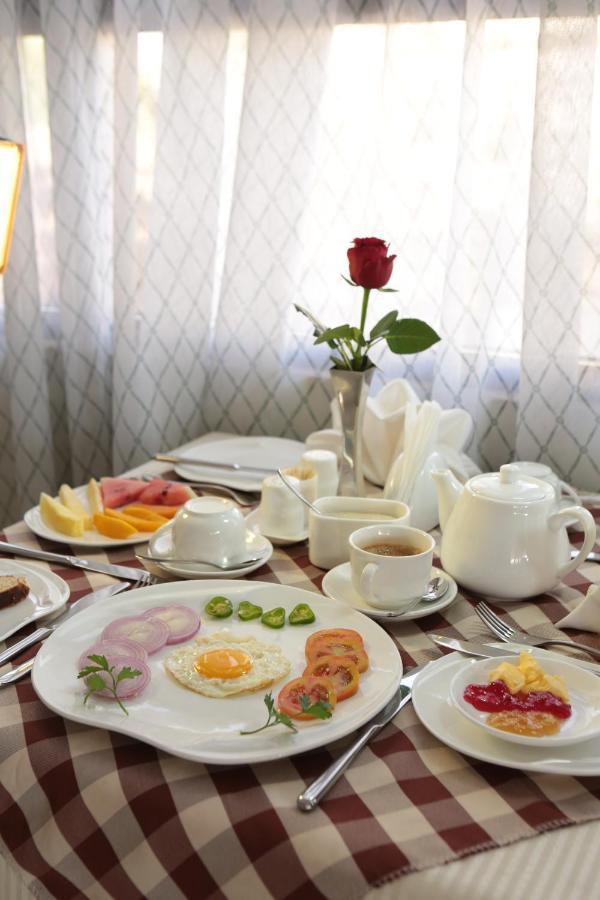 Rahnile Hotel Bahyr Dar Zewnętrze zdjęcie